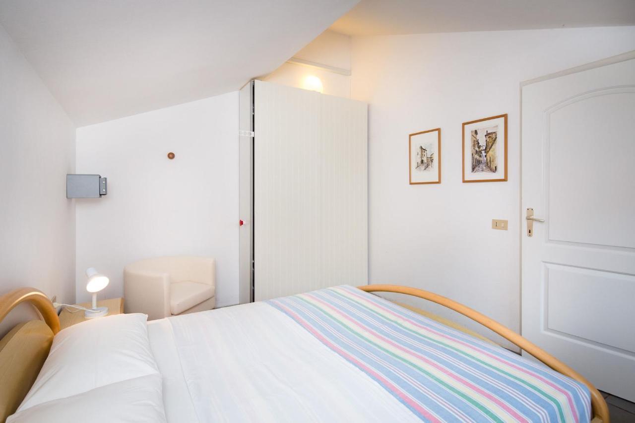 Apartman Number 9 Rovinj Exterior photo